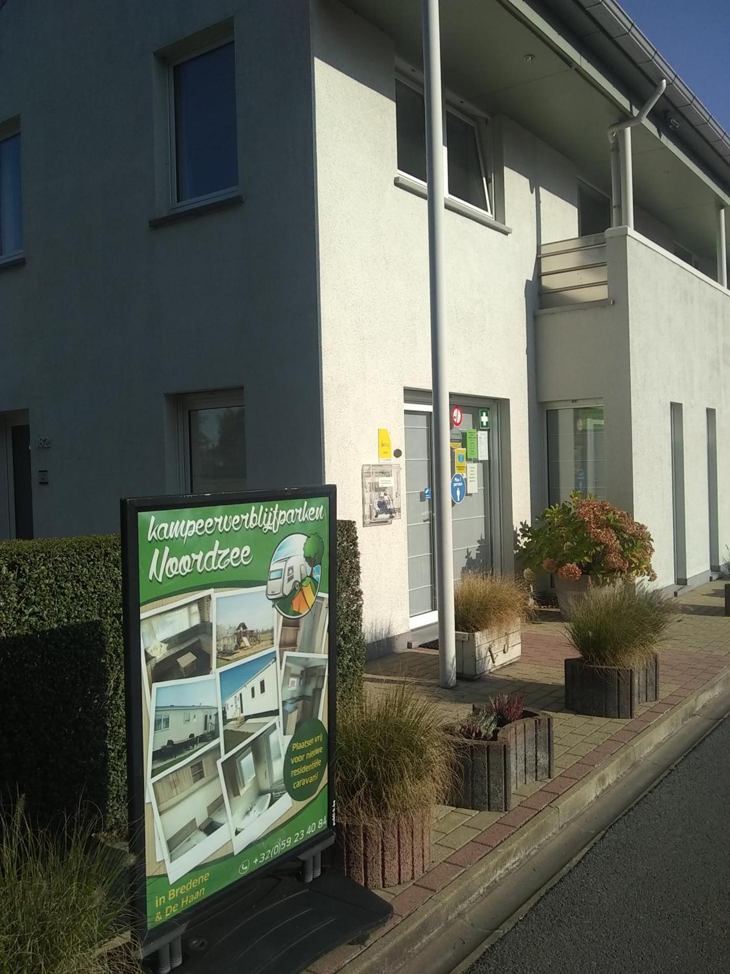 Noordzee 1 Hotel De Haan Eksteriør billede